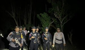Cipta Kondisi Pasca Bentrok, Polisi Patroli Jalan Kaki