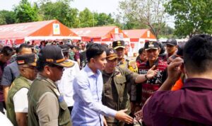 Kapolda NTT Dampingi Wakil Presiden Gibran, Kunjungi Korban Erupsi Gunung Lewotobi