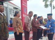 Pensiun, 24 ASN Lembata Terima Piagam Penghargaan Purna Bakti