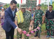 Cegah Stunting,  Korem 161/Wira Sakti dan Perbankan Hadirkan Air Bersih Bagi Warga Perumahan Seroja