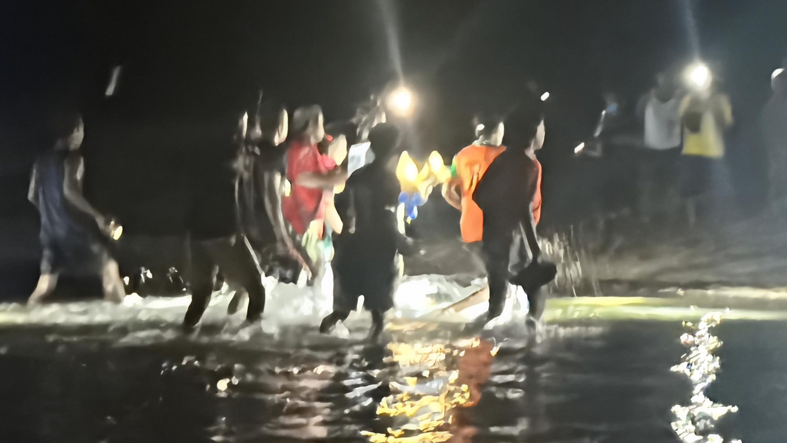 Terseret Arus, Rivaldi Tolasi Tenggelam Di Pantai Leli