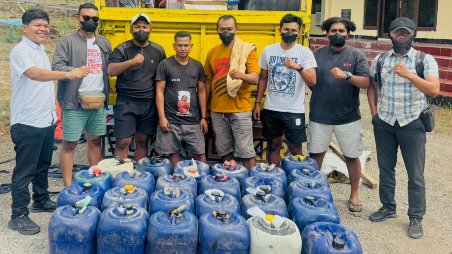 Angkut Ratusan Liter Minyak Tanah Tanpa Dokumen, 2 Warga Rote Ndao Ditahan Polair